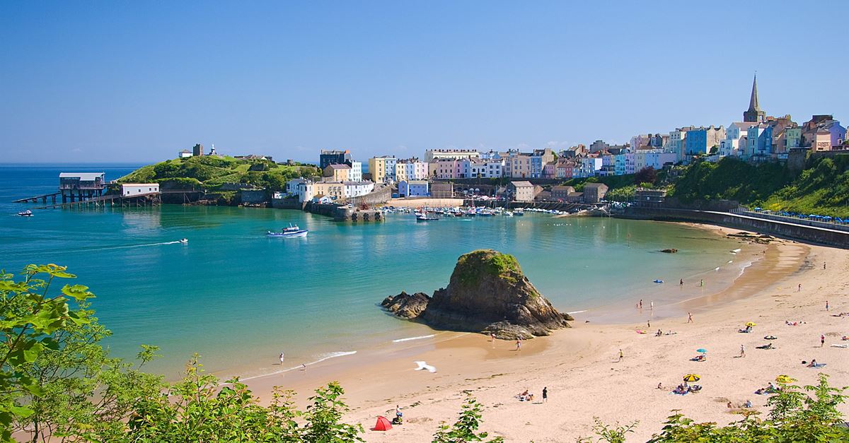 Tenby campsites | Best camping in Tenby, Pembrokeshire